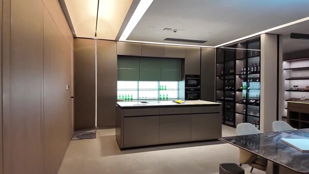 Warm Wood Kitchen Cabinetry